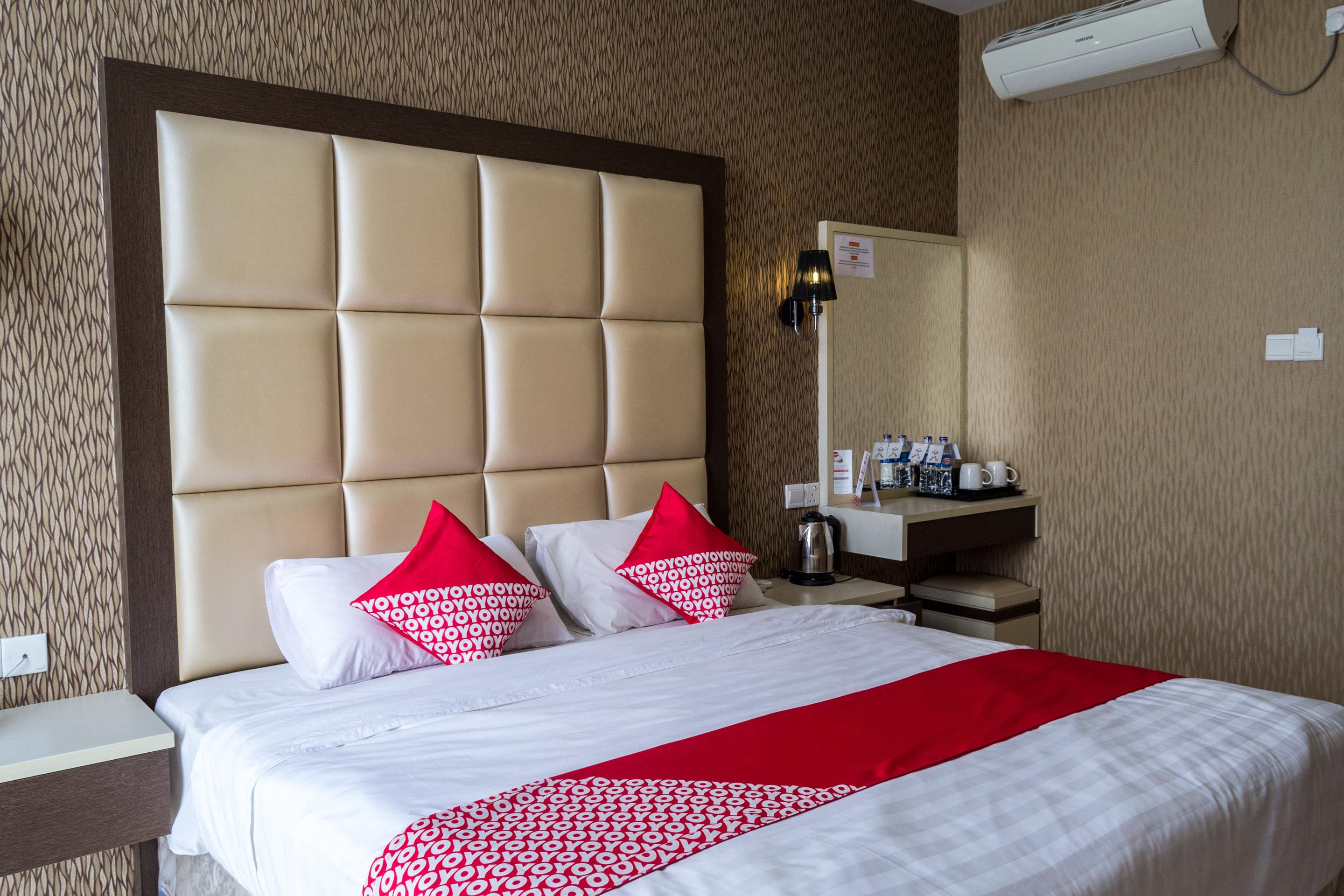 Oyo 676 Hotel Osaka Batam Екстер'єр фото