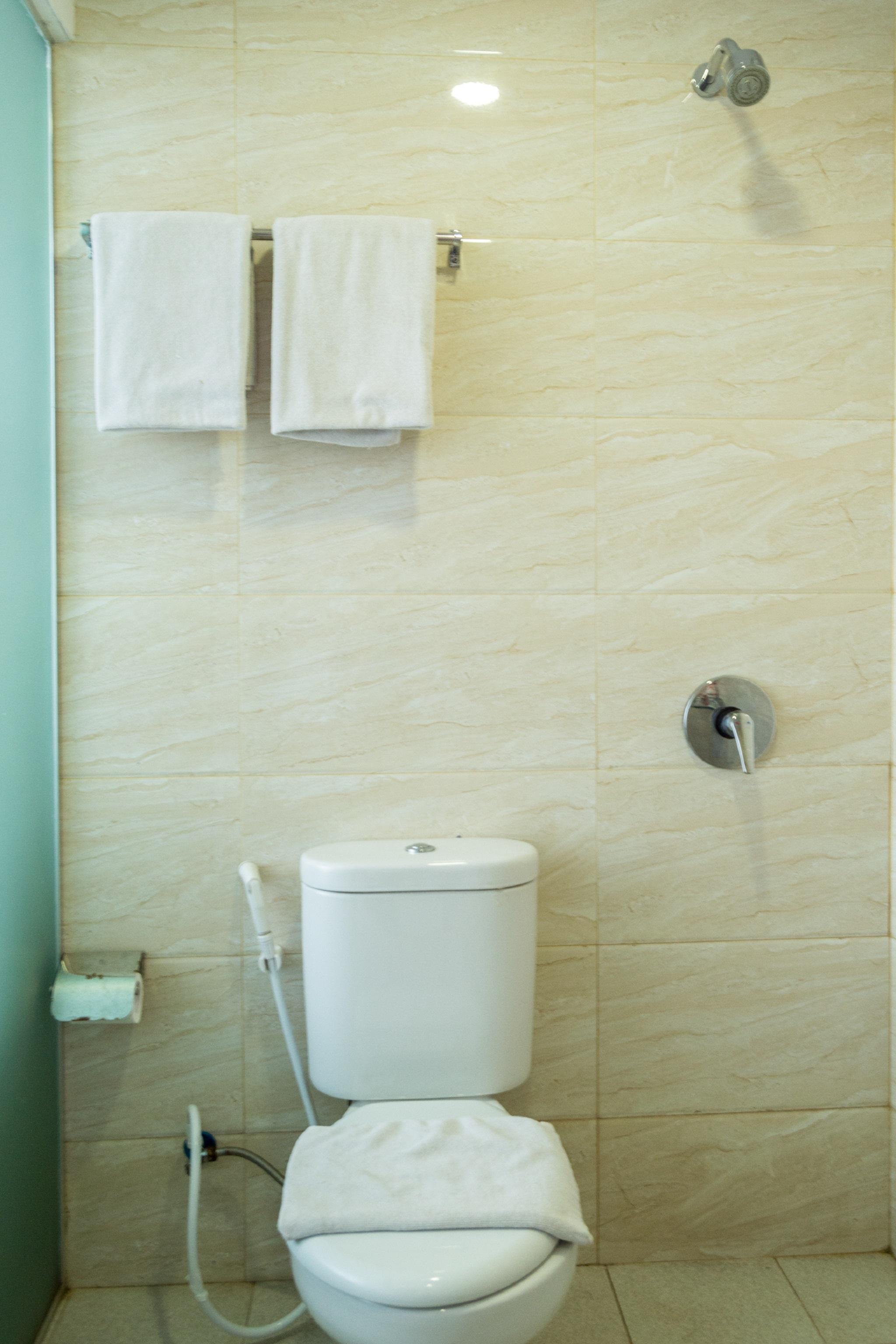 Oyo 676 Hotel Osaka Batam Екстер'єр фото