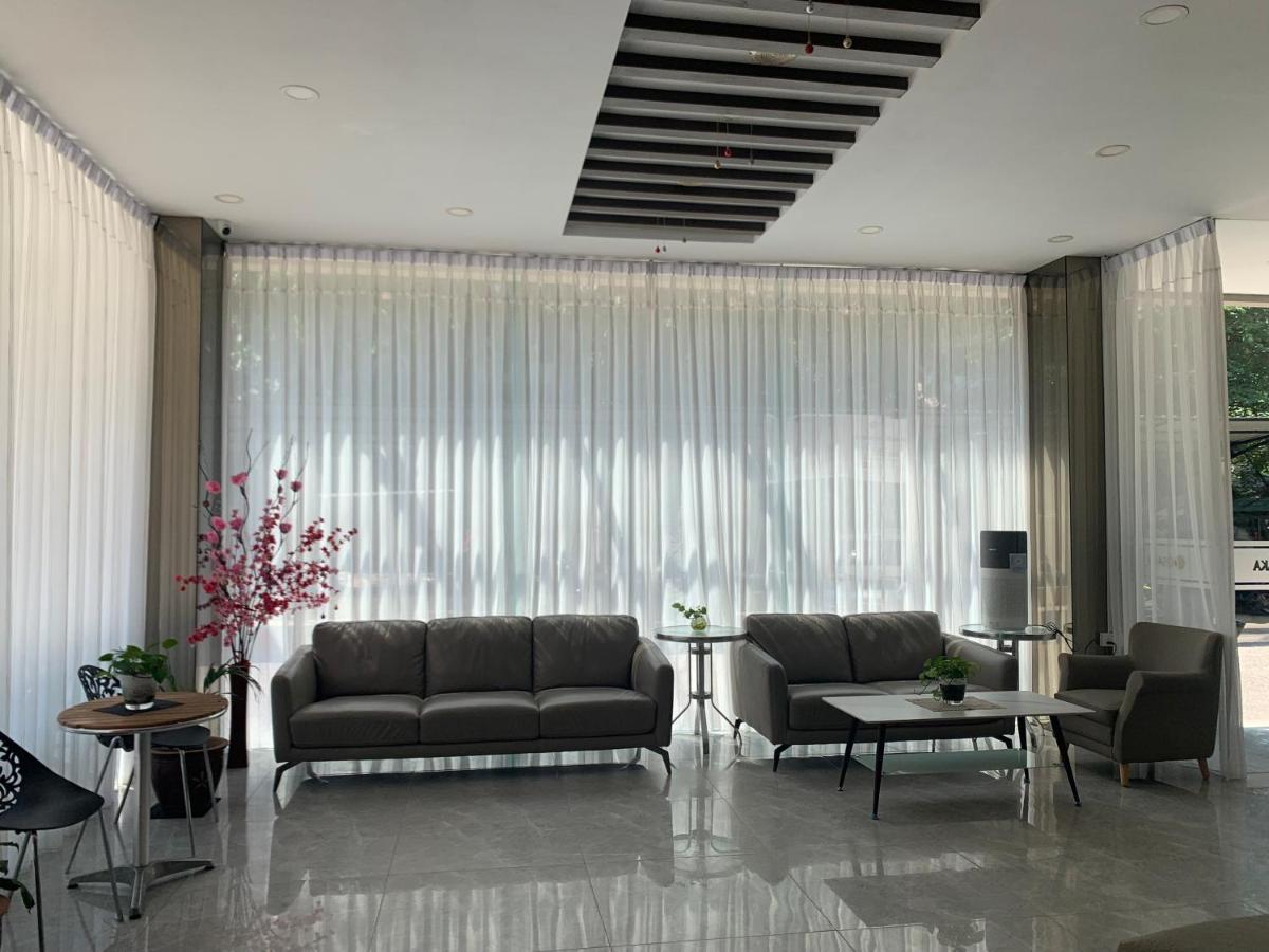 Oyo 676 Hotel Osaka Batam Екстер'єр фото